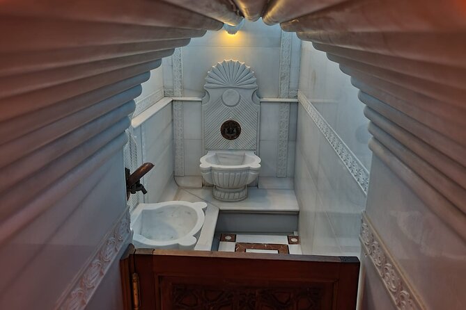 Acemoglu Historical Turkish Bath with Private Options - Public vs semi-private vs private: how to choose your comfort level