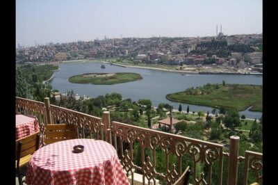 Afternoon Bosphorus Cruise Tour, Golden Horn Coach Tour and Pierre Loti Tour - Pierre Loti Hill: The Cable Car Ride and the View You Came For