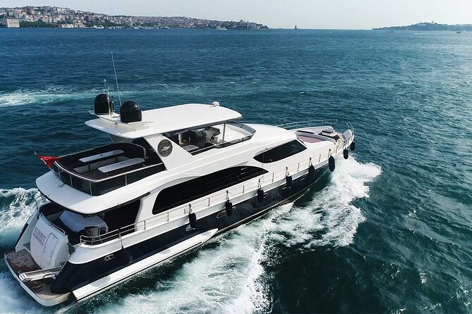 All in One Day Istanbul - Historical Tour of Istanbul with Bosphorus Cruise - Dolmabahçe Palace on the Bosphorus: When the Day Gets Regal