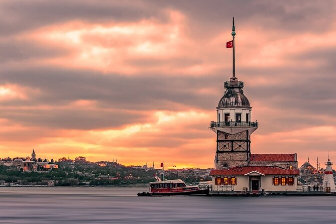 Asian Side of Istanbul: Uskudar and Kadikoy Full Day Walking Tour - Transportation mix: train, ferry, and a Bosphorus boat ride that ties it together