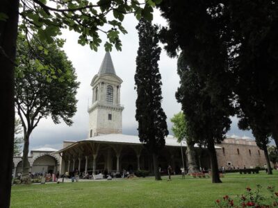 Basilica Cistern &Topkapi Palace &Hagia Sophia Combo Tickets - Skip-the-Ticket-Line: Where It Helps Most (and Where It Doesn’t)