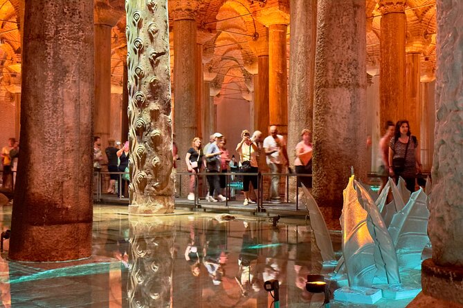Best of Istanbul: Basilica Cistern - Blue Mosque - Grand Bazaar - Grand Bazaar and the carpet weaving workshop