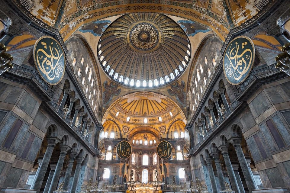 Best of Istanbul: Private Guided Istanbul Tour - Hippodrome landmarks and the German Fountain: leftovers of empires