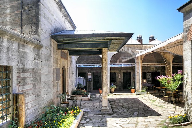 Blue Mosque Sultanahmet Old Town and Hippodrome Walking Tour - Key highlights worth planning for