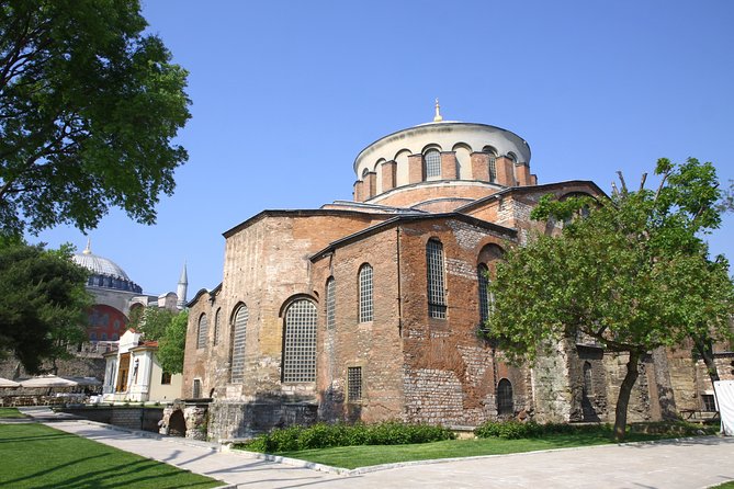 Blue Mosque Sultanahmet Old Town and Hippodrome Walking Tour - Starting at the German Fountain: a weirdly cool time machine