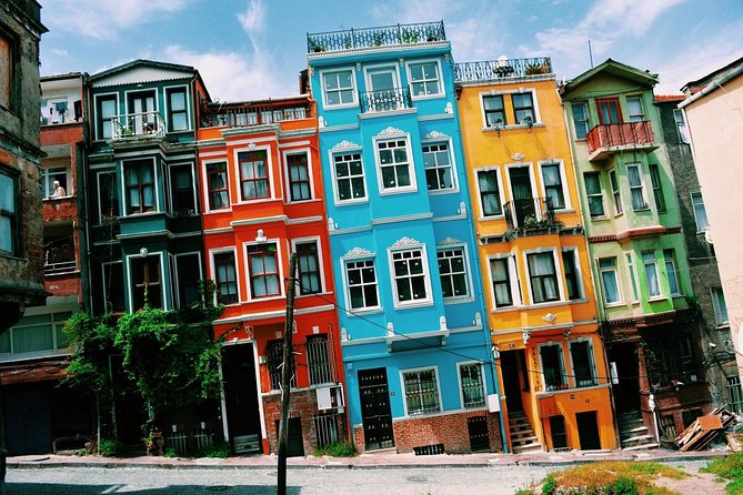 Fener and Balat - Old Greek & Jewish Quarter - Balat: the colorful streets, steep steps, and mixed community feel