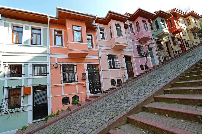 Fener and Balat - Old Greek & Jewish Quarter - Pierre Loti café: the tea break with a view