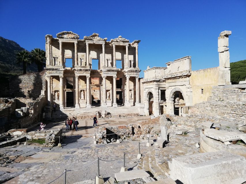 From Istanbul: Private Guided Day Trip to Ephesus with Lunch - Entering Ephesus with a guide: marble streets and the Roman machine