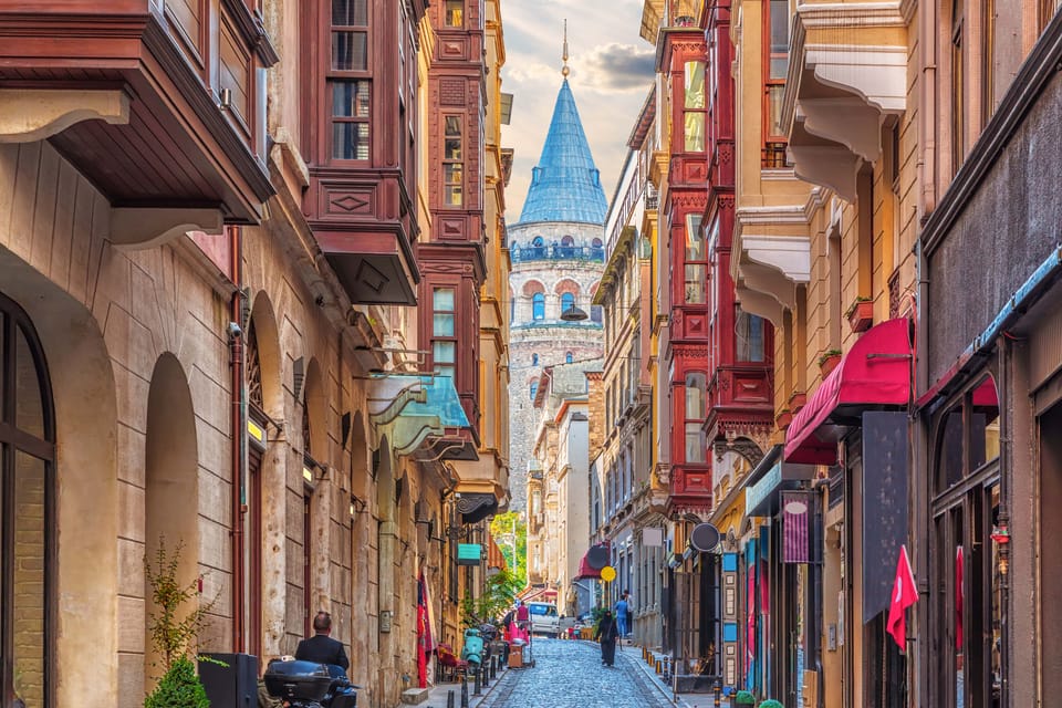 Galata Tower: Skip-the-Line Ticket with Audio or Guided Tour - Timing and smart habits for a smoother visit