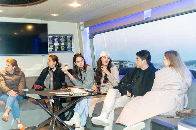 Guided Bosphorus Afternoon Cruise on Yacht - Snacks, drinks, and keeping comfortable on a yacht