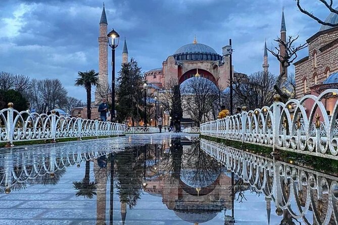 Hagia Sophia, Blue Mosque & Basilica Cistern tour - Basilica Cistern: the largest underground surprise, done in the right amount of time