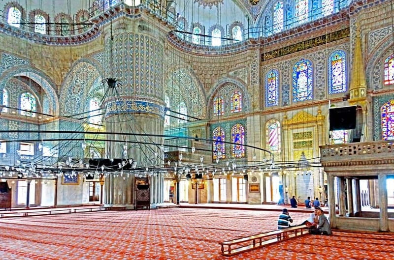 Hagia Sophia, Bosphorus cruise Blue Mosque, Small Group tour - Grand Bazaar Time: Guided Entry, Then Shop Like You Mean It