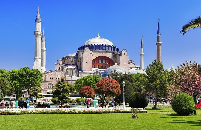 Hagia Sophia Group Tour ( Licensed Guide) - Quick hits before you go