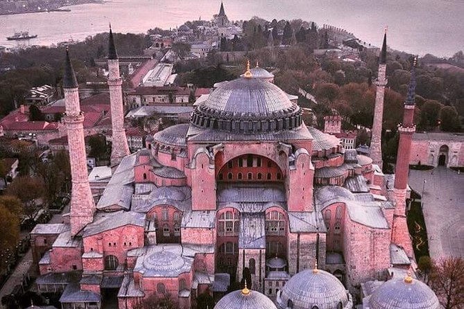 Historical Peninsula - Topkapi Palace: More Than a Pretty Entrance