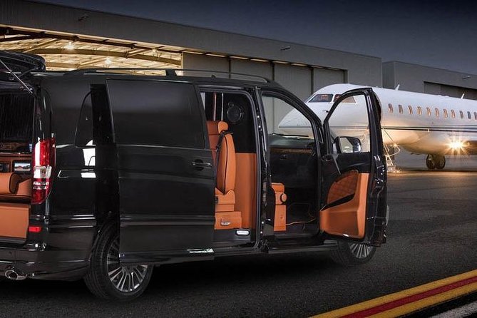 Istanbul Airport to City Centre Private Transfer or Vice Versa (1-10pax) - What This Private Istanbul Transfer Gets You (and Who It Fits)