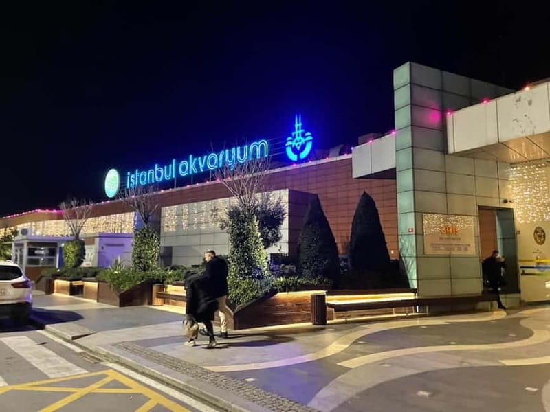 Istanbul: Aquarium Ticket with Shuttle Bus from Sultanahmet - After the aquarium: timing your return and handling the mall setting
