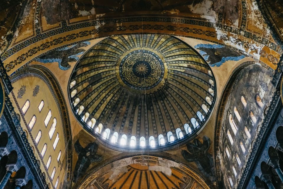 Istanbul: Best of the City 1, 2 or 3-Day Private Guided Tour - Day 2: Bosphorus ferry + Dolmabahce Palace + Taksim and Istiklal