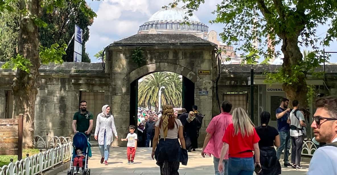 Istanbul: Blue Mosque, Basilica Cistern, & Hagia Sophia Tour - Sultan Ahmed Mosque (Blue Mosque): what to notice beyond the tiles