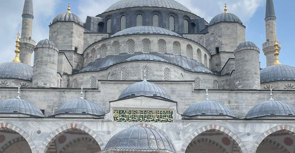 Istanbul: Blue Mosque Guided Tour - Guides who make it land: storytelling is the big recurring theme