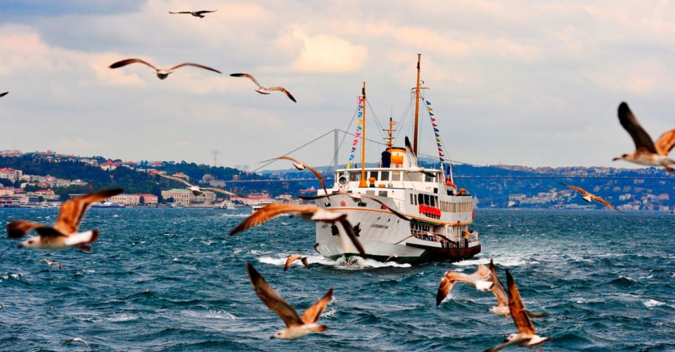 Istanbul: Bosphorus And Golden Horn Morning or Sunset Cruise - Bosphorus and Golden Horn: why this cruise is such good value