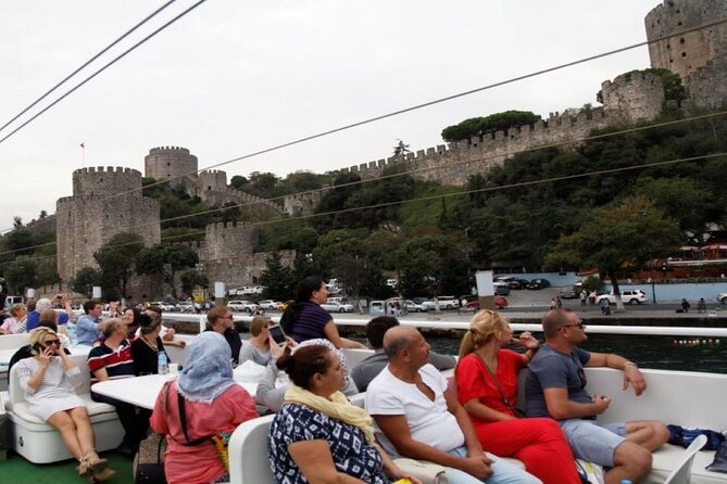 Istanbul: Bosphorus Cruise, Bus Tour, Cable Car Ride with Live Guide & Ticket - Golden Horn drive-by: photos, history, and a quick rhythm