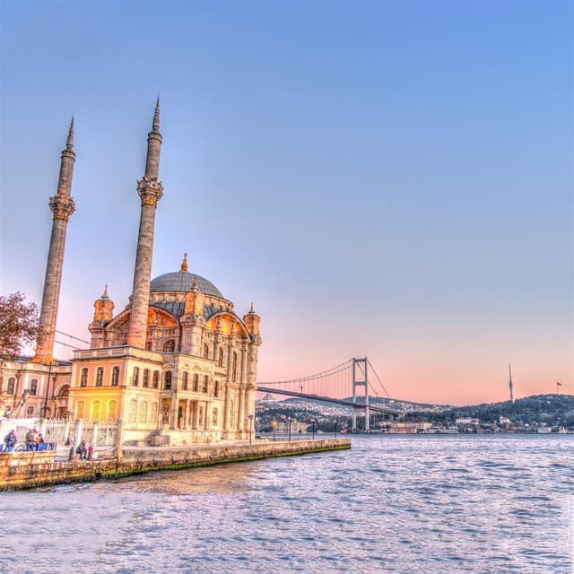 Istanbul: Bosphorus Cruise from Europe or Asia & Audio Guide - Best Time to Go: Sunset for Softer Light