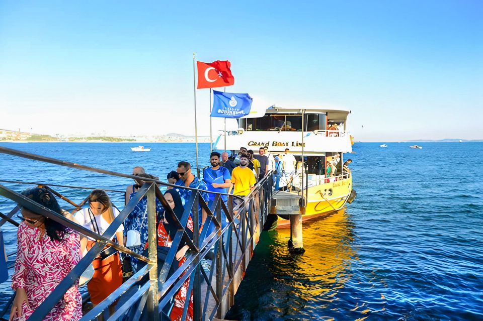 Istanbul: Bosphorus Cruise w/Audio Guide and Sunset Option - The 2-hour Bosphorus rhythm: Golden Horn to Maiden’s Tower