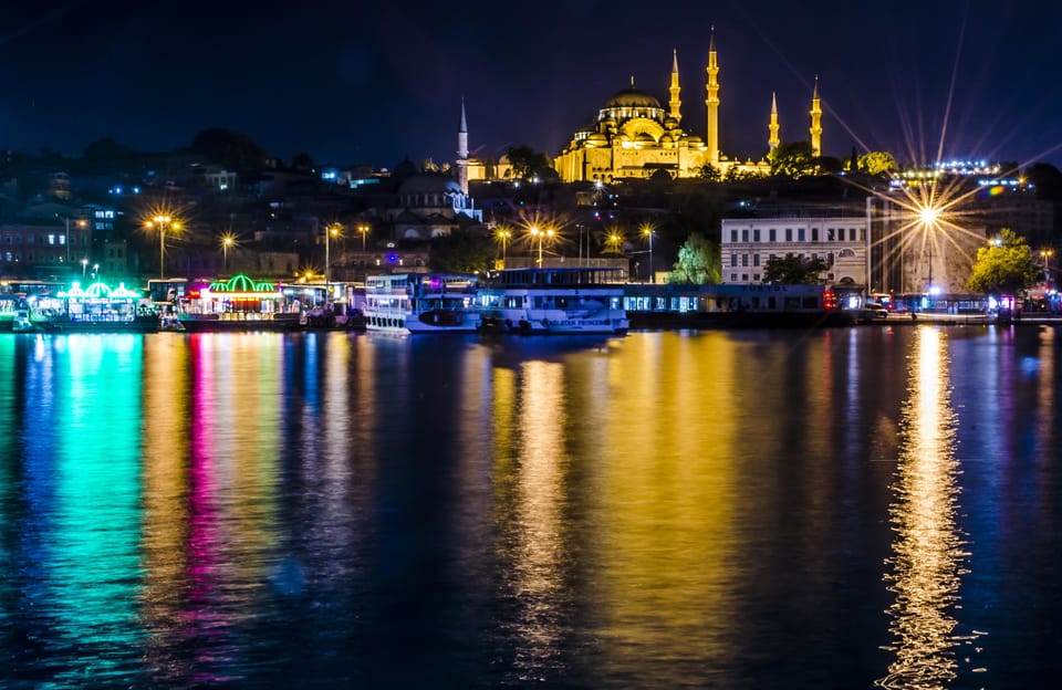Istanbul: Bosphorus Dinner Cruise Incl. Drinks with Transfer - The route in plain language: what you’ll pass and why it matters