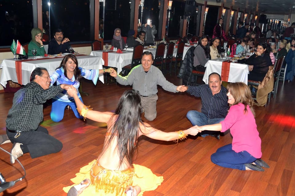 Istanbul: Bosphorus Dinner Cruise Incl. Drinks with Transfer - Pickup and drop-off locations: choose where you start for a calmer night