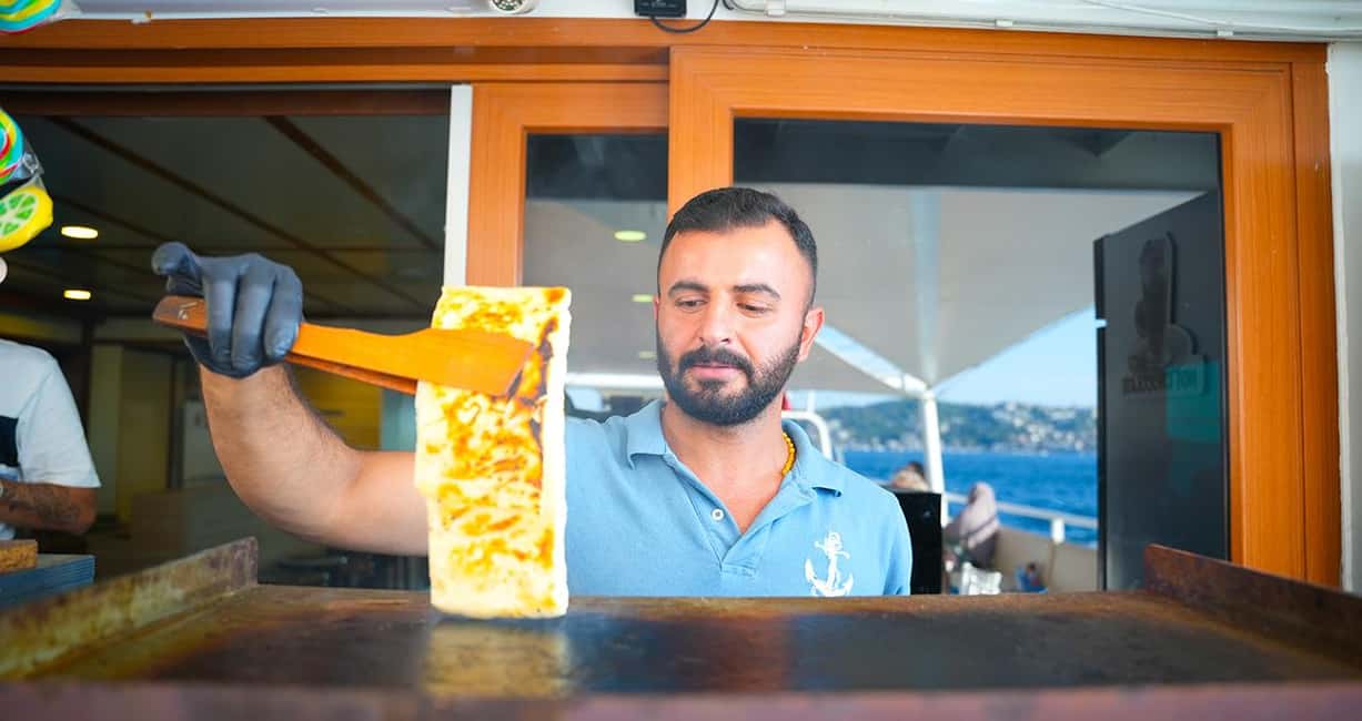 Istanbul: Bosphorus & Golden Horn Cruise Daytime or Sunset - Quick hits (what makes this cruise work)