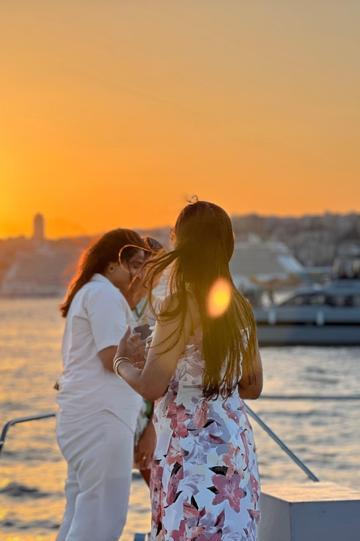 Istanbul: Bosphorus Sunset Cruise on a Luxury Yacht - Ortaköy to Arnavutköy and Bebek: Waterfront Life, Not Just Monument Photos