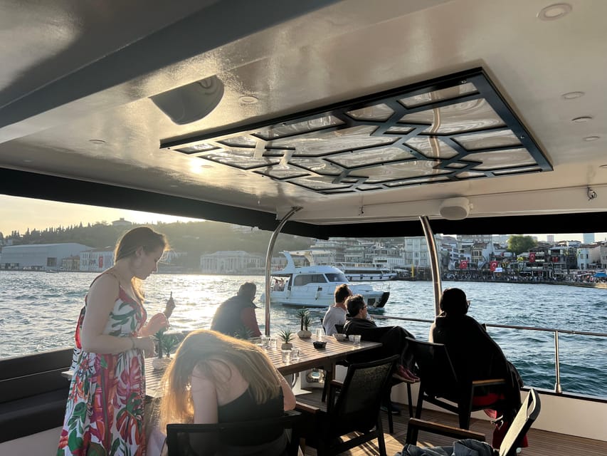 Istanbul: Bosphorus Sunset Cruise on a Luxury Yacht - Fatih Sultan Mehmet Bridge to Küçüksu and Beylerbeyi: Royal Sets on Both Sides