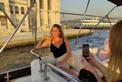 Istanbul Bosphorus Sunset Cruise with Wine on a Luxury Yacht - What onboard feels like: wine, soft drinks, snacks, and the vibe