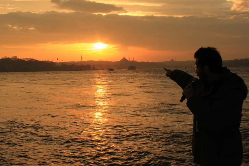 Istanbul: Bosphorus Sunset or Night Yacht Cruise & Transfers - What the Yacht Experience Feels Like (Comfort, Space, and Views)