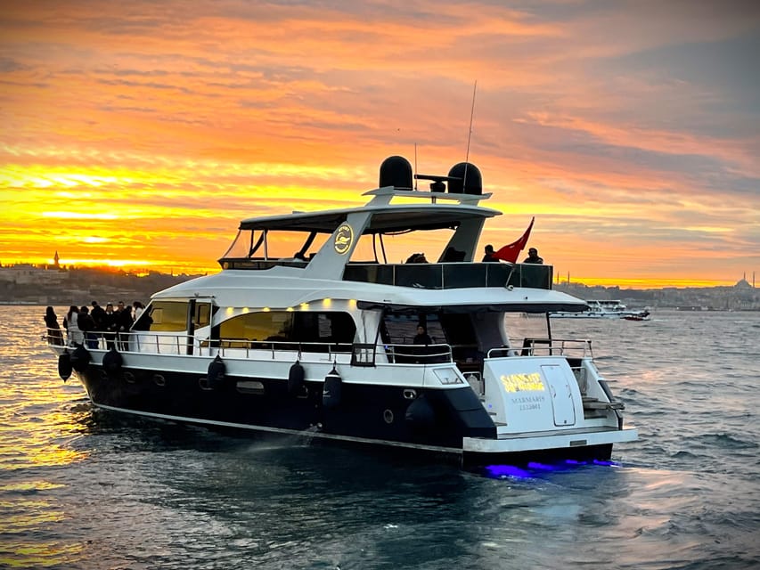 Istanbul: Bosphorus Sunset Yacht Cruise with Live Guide - Snacks, tea, and that nonstop “we’re timing this right” feeling