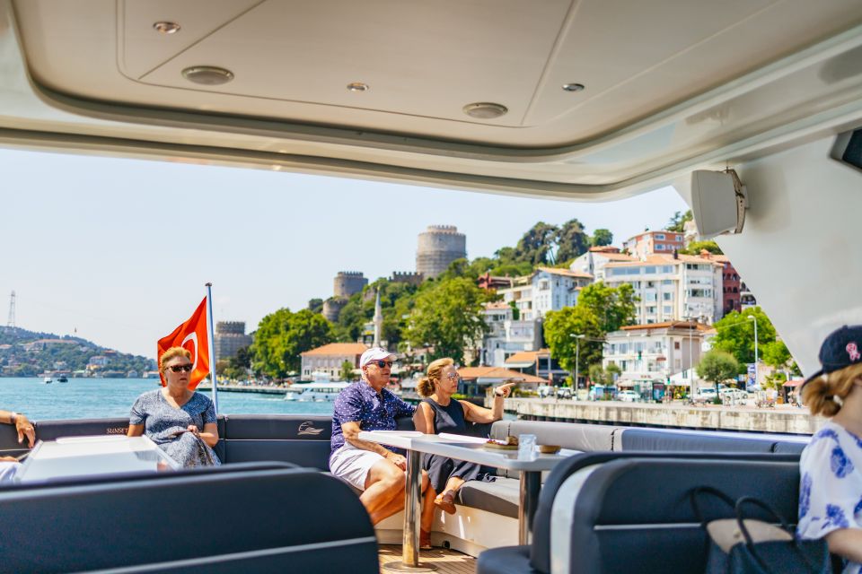 Istanbul: Bosphorus Yacht Cruise with Stopover on Asian Side - Why the Bosphorus cruise is the fastest way to get your bearings