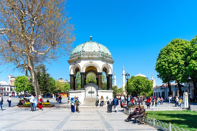 Istanbul: City Highlights Tour w/Hagia Sophia & Blue Mosque - Hagia Sophia: Emperor Justinian’s big statement, then Ottoman life