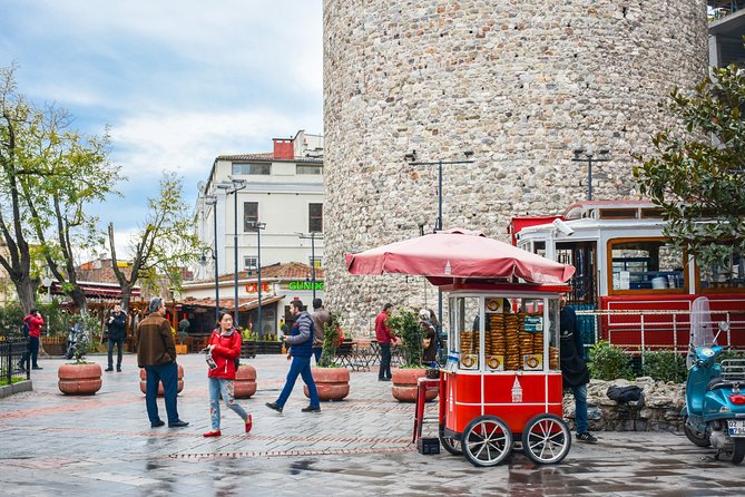 Istanbul City Walk: Galata Tower, Istiklal Street & Karaköy - Galatasaray Lisesi: A Landmark You Pass with Purpose
