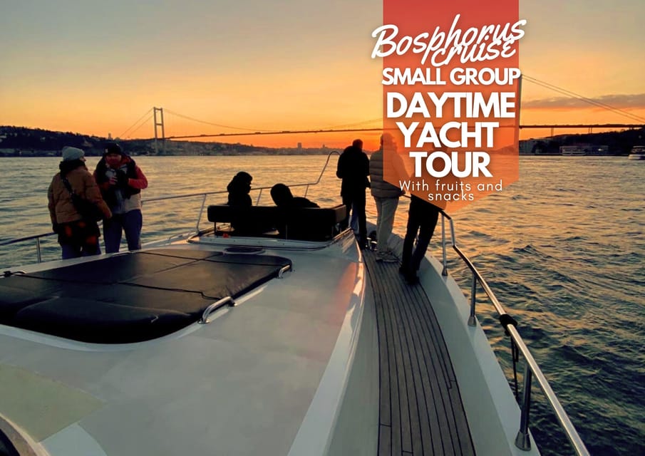 Istanbul: Daytime Bosphorus Yacht Cruise with Fruit & Snacks - The end of the route: Sarayburnu, Eminönü, and the Golden Horn view