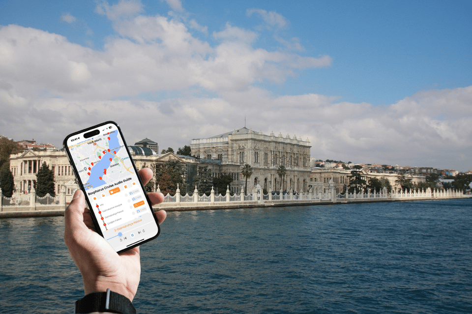 Istanbul: Daytime or Sunset Sightseeing Cruise & Audio Guide - Key Things You’ll Notice Right Away