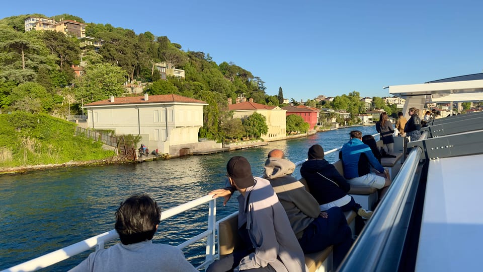Istanbul: Daytime or Sunset Sightseeing Cruise & Audio Guide - Should You Book This Bosphorus Cruise?