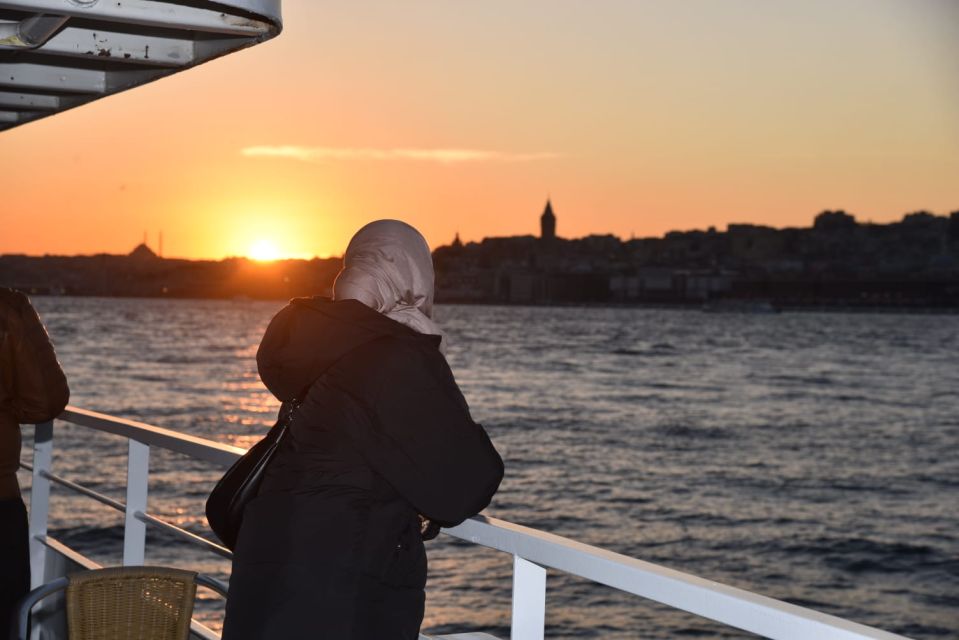 Istanbul: Explore Bosphorous on a Sunset Boat Cruise - Key points before you go