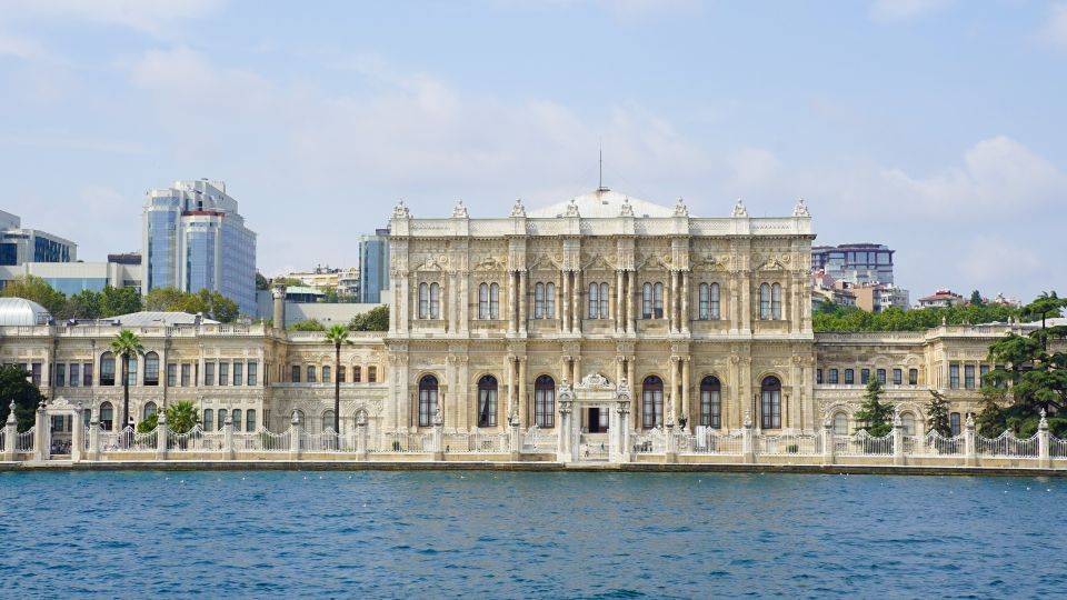 Istanbul: Explore Bosphorous on a Sunset Boat Cruise - Beylerbeyi stop: the one-hour break that makes the whole trip feel worth it