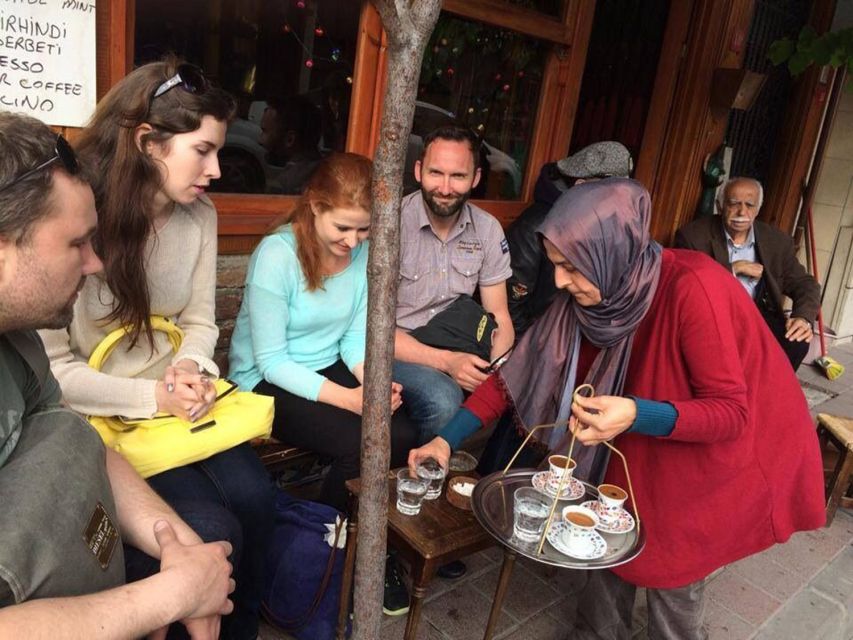 Istanbul: Fener, Balat, Old Greek and Jewish Quarter Tour - Golden Horn and St. George’s Greek Patriarch Church: the story starts before the houses