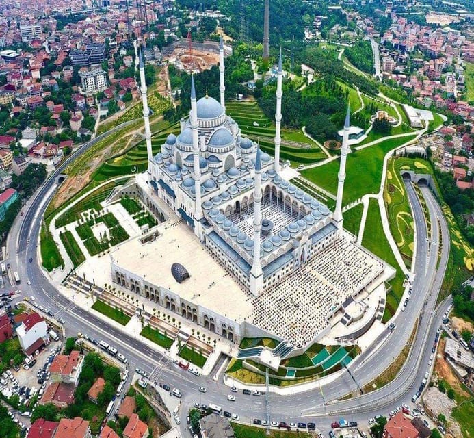 Istanbul: Full-Day 2-Sides City Tour with Lunch & Boat Tour - Bosporus Boat Tour: The 2-Hour City Moving Past You