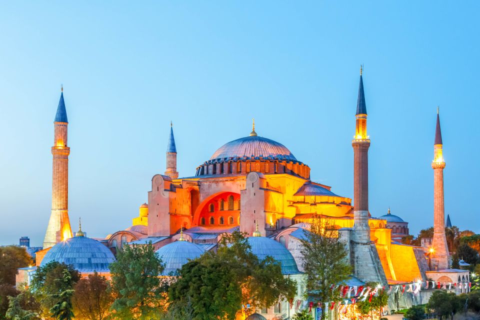 Istanbul: Full-Day Guided Tour - The Blue Mosque: Ottoman design with Iznik tile power
