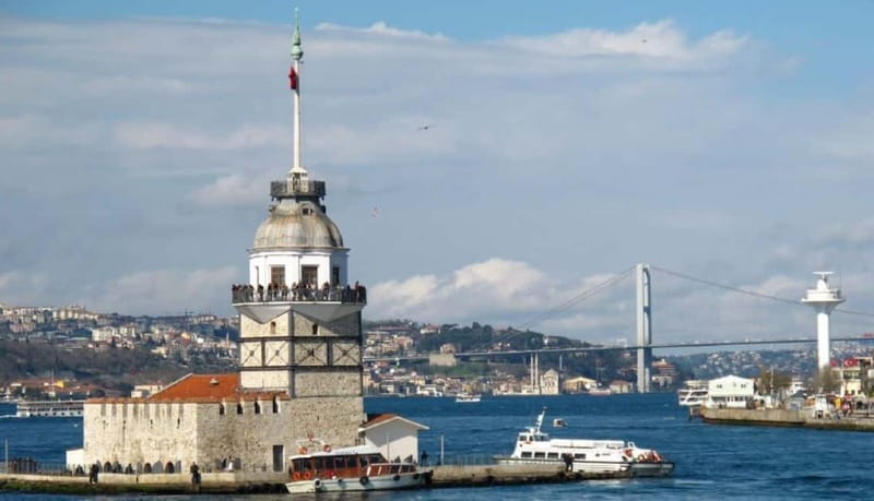 Istanbul: Guided Bosphorus Cruise & Golden Horn Bus Tour - Why this tour hits the Istanbul sweet spot