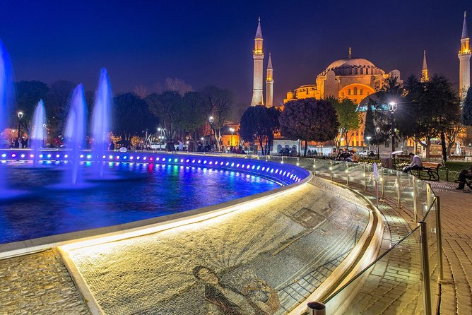 Istanbul: Hagia Sophia, Blue Mosque, and Grand Bazaar Tour - Sultanahmet Square and the Hippodrome Encounter