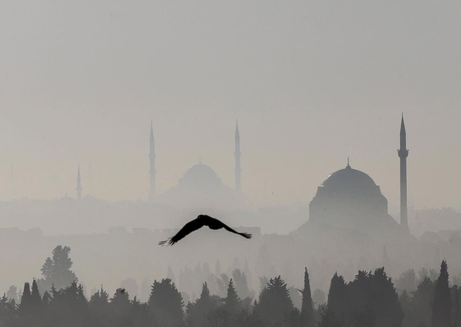 Istanbul: Hagia Sophia, Blue Mosque, Cistern & Bazaar Tour - Meeting at Pudding Shop Lale Restaurant (and what to expect from the group)