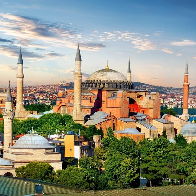 Istanbul: Hagia Sophia Guided Tour with Optional Ticket - The Dome and Scale: The One Thing Your Eyes Will Trust